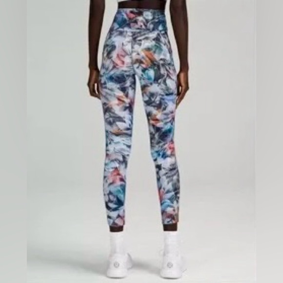 NWT Lululemon Fast & Free HR Tight 25" LUFL Size 4 - Picture 2 of 4